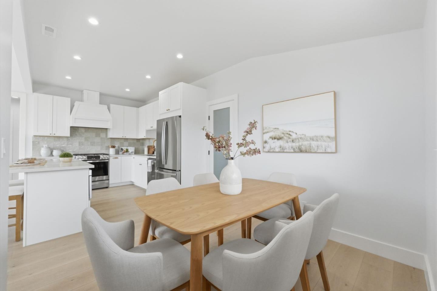 Detail Gallery Image 10 of 32 For 125 Shell St, Pacifica,  CA 94044 - 3 Beds | 2 Baths