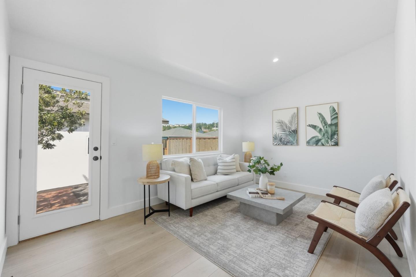 Detail Gallery Image 15 of 32 For 125 Shell St, Pacifica,  CA 94044 - 3 Beds | 2 Baths