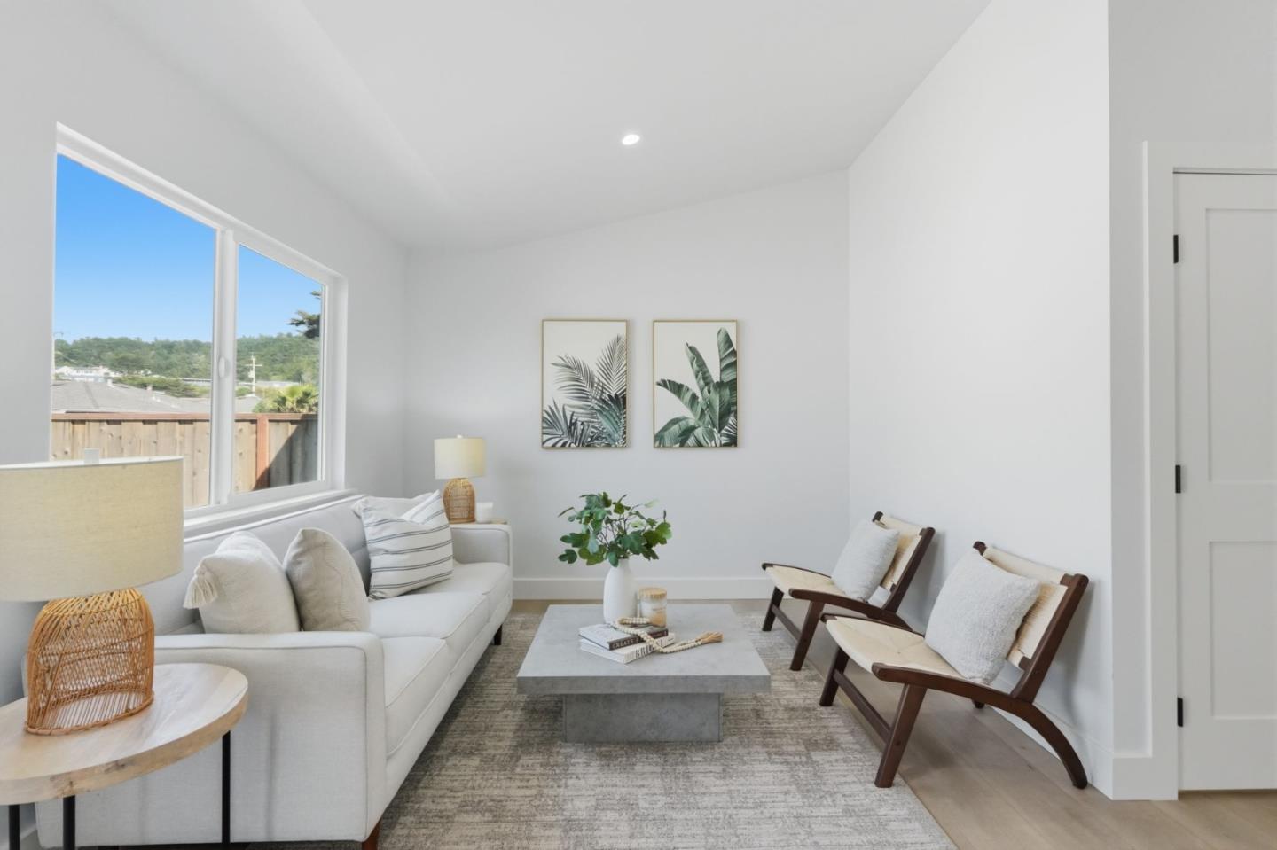 Detail Gallery Image 16 of 32 For 125 Shell St, Pacifica,  CA 94044 - 3 Beds | 2 Baths