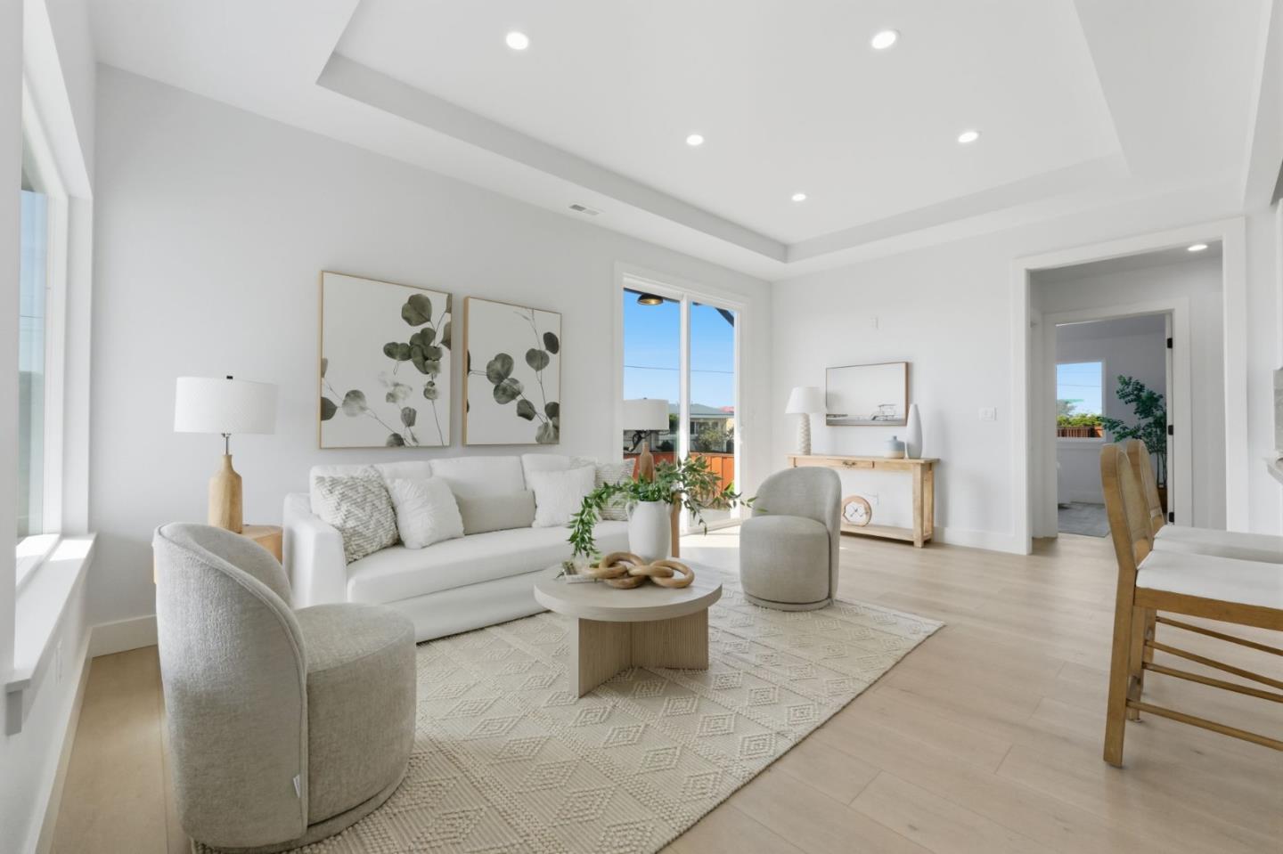 Detail Gallery Image 3 of 32 For 125 Shell St, Pacifica,  CA 94044 - 3 Beds | 2 Baths