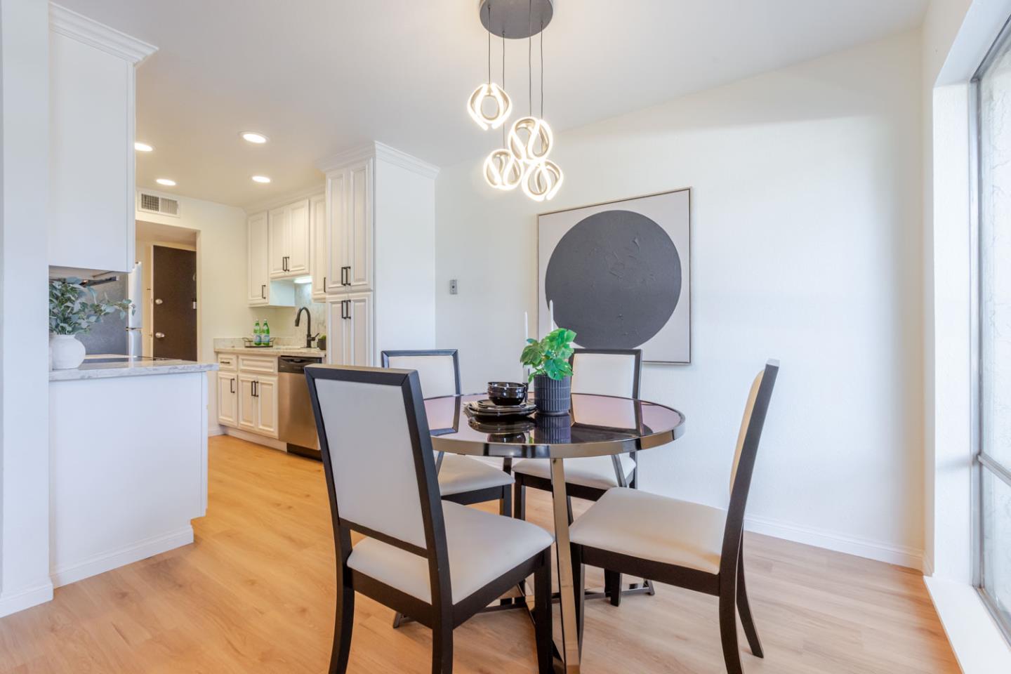 Detail Gallery Image 10 of 41 For 279 Tradewinds Dr #6,  San Jose,  CA 95123 - 2 Beds | 1 Baths