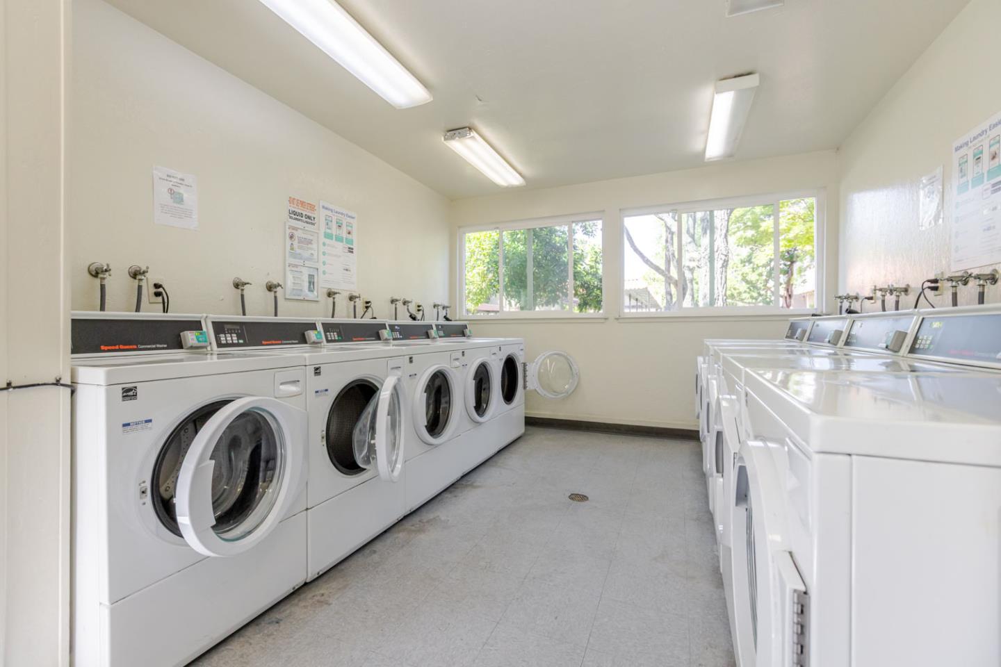 Detail Gallery Image 24 of 41 For 279 Tradewinds Dr #6,  San Jose,  CA 95123 - 2 Beds | 1 Baths