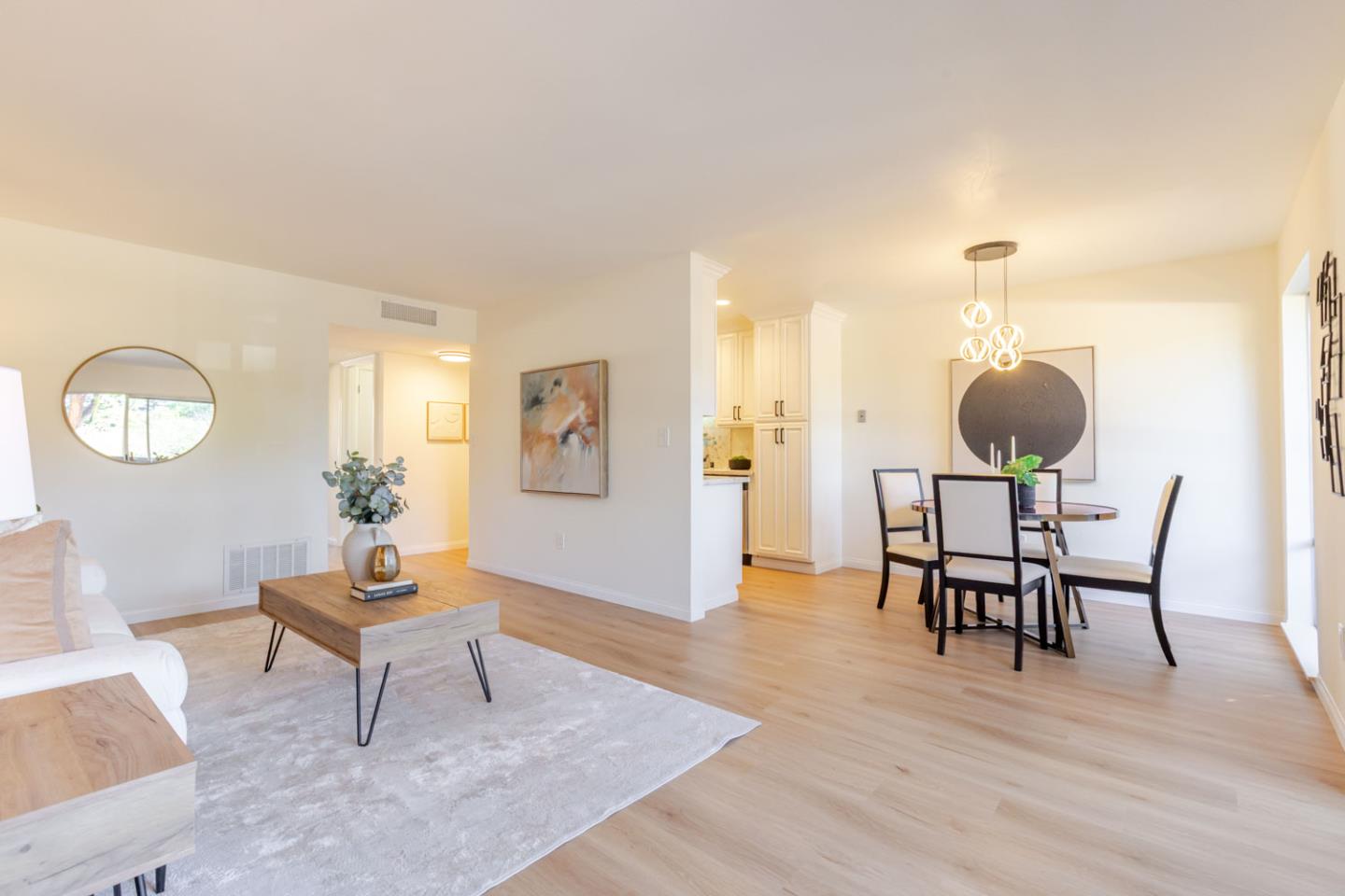 Detail Gallery Image 4 of 41 For 279 Tradewinds Dr #6,  San Jose,  CA 95123 - 2 Beds | 1 Baths