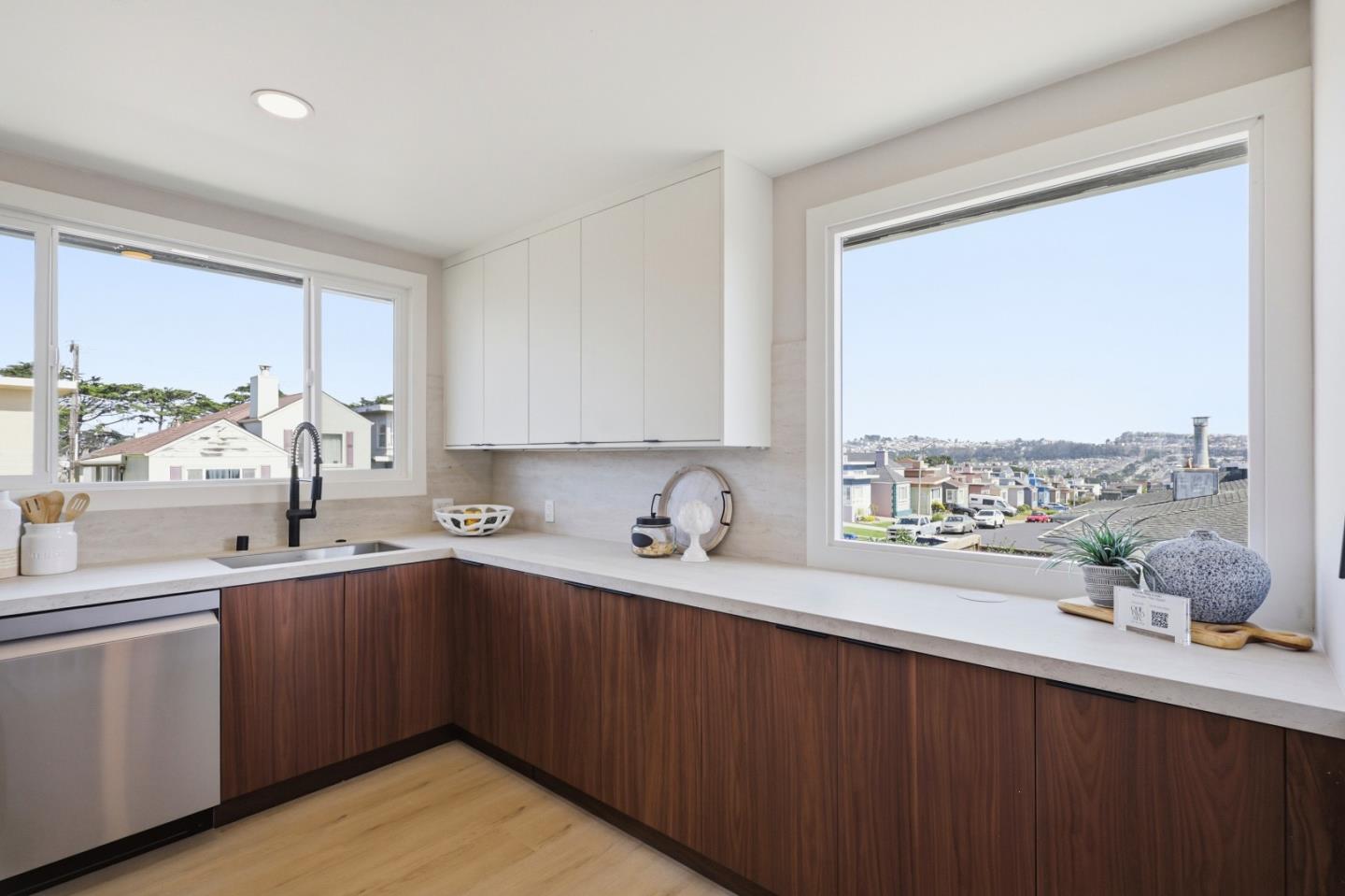 Detail Gallery Image 11 of 37 For 199 Westbrook Ave, Daly City,  CA 94015 - 2 Beds | 2 Baths