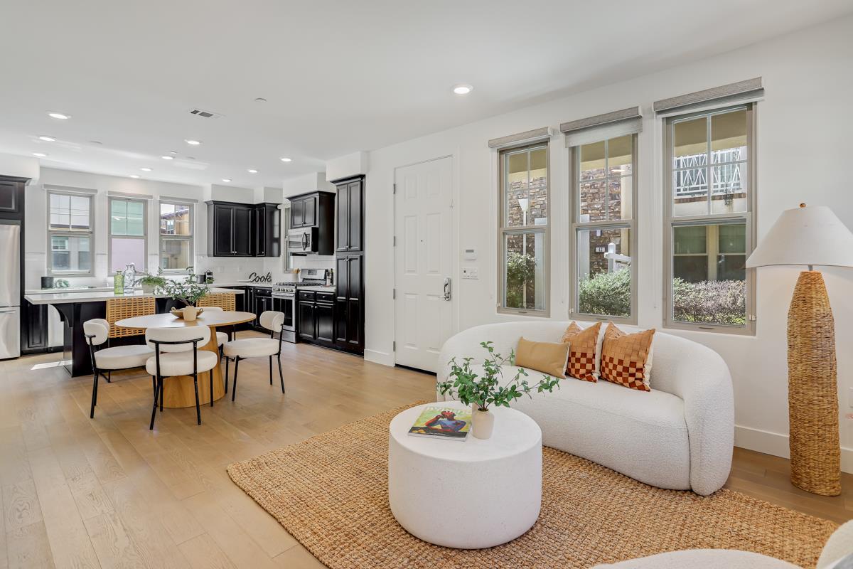 Detail Gallery Image 6 of 39 For 14 Catania Cmn, Fremont,  CA 94536 - 3 Beds | 2 Baths