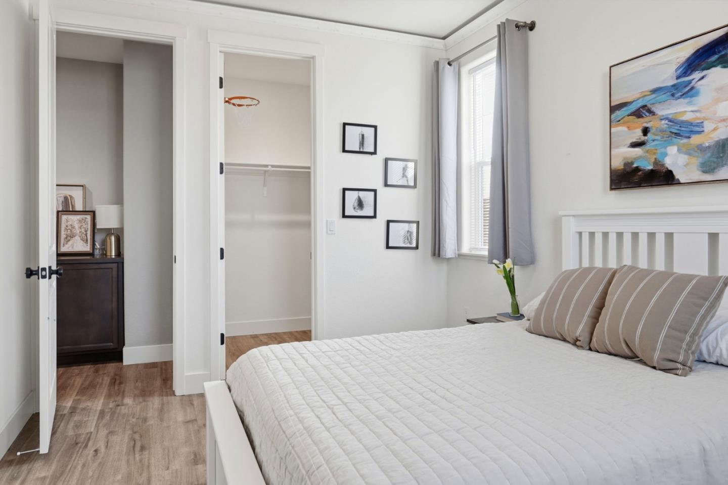 Detail Gallery Image 18 of 37 For 190 Tanoak St, Hollister,  CA 95023 - 4 Beds | 3 Baths