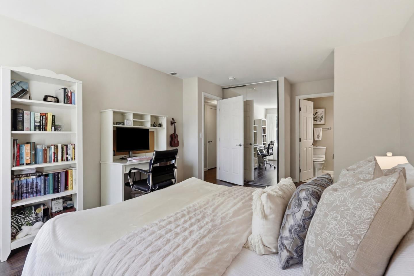 Detail Gallery Image 14 of 27 For 4839 Pine Forest Pl, San Jose,  CA 95118 - 2 Beds | 2 Baths