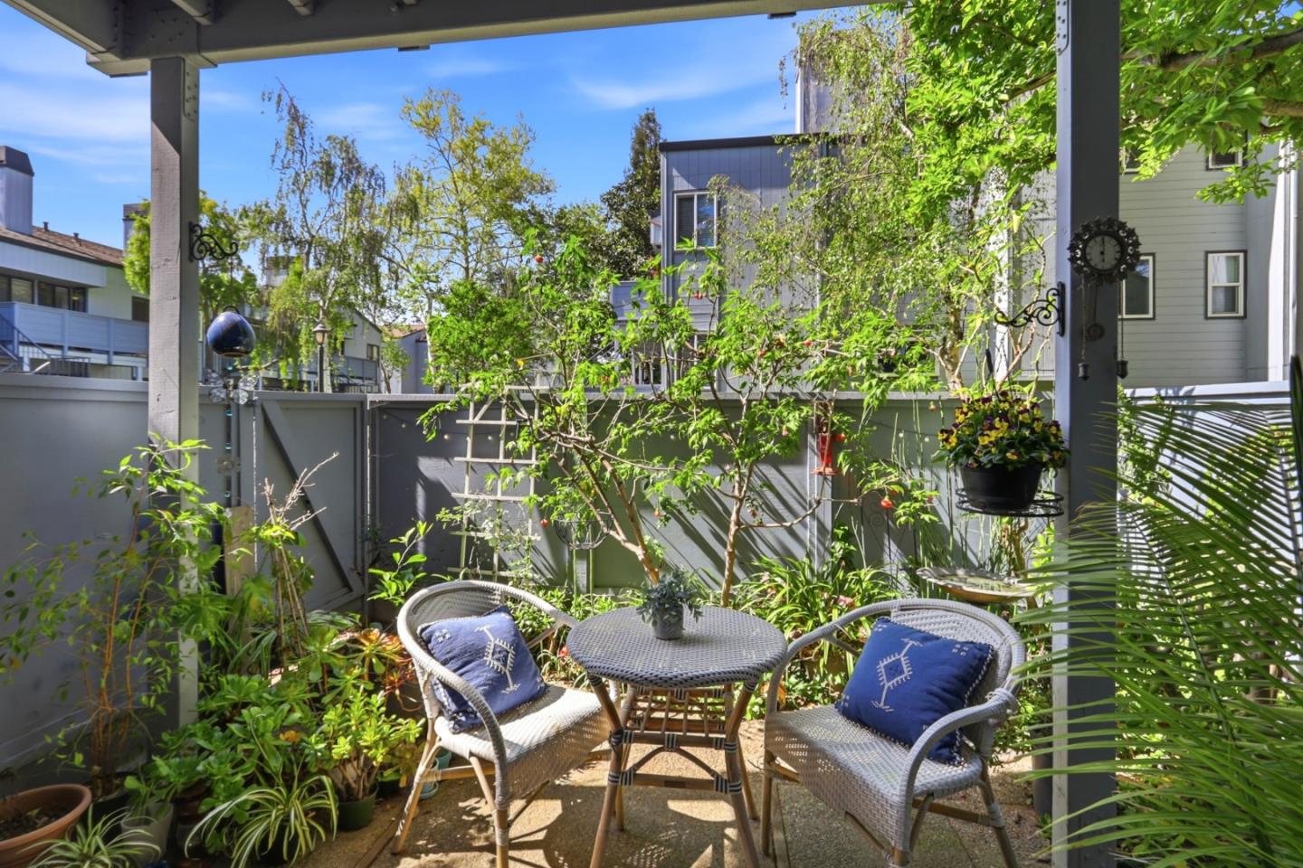 Detail Gallery Image 22 of 27 For 4839 Pine Forest Pl, San Jose,  CA 95118 - 2 Beds | 2 Baths