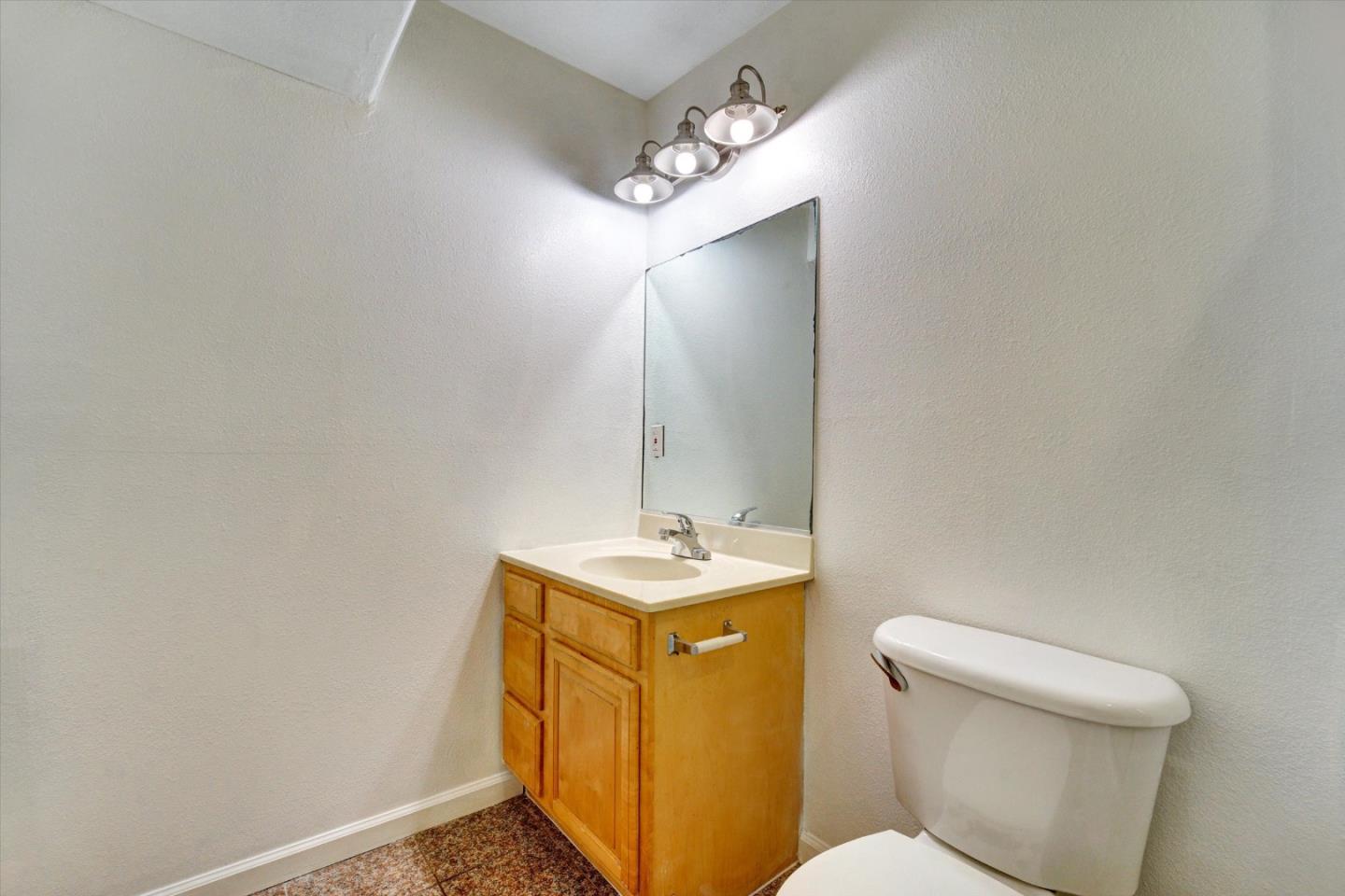 Detail Gallery Image 25 of 36 For 29192 Dixon St, Hayward,  CA 94544 - 3 Beds | 2/1 Baths