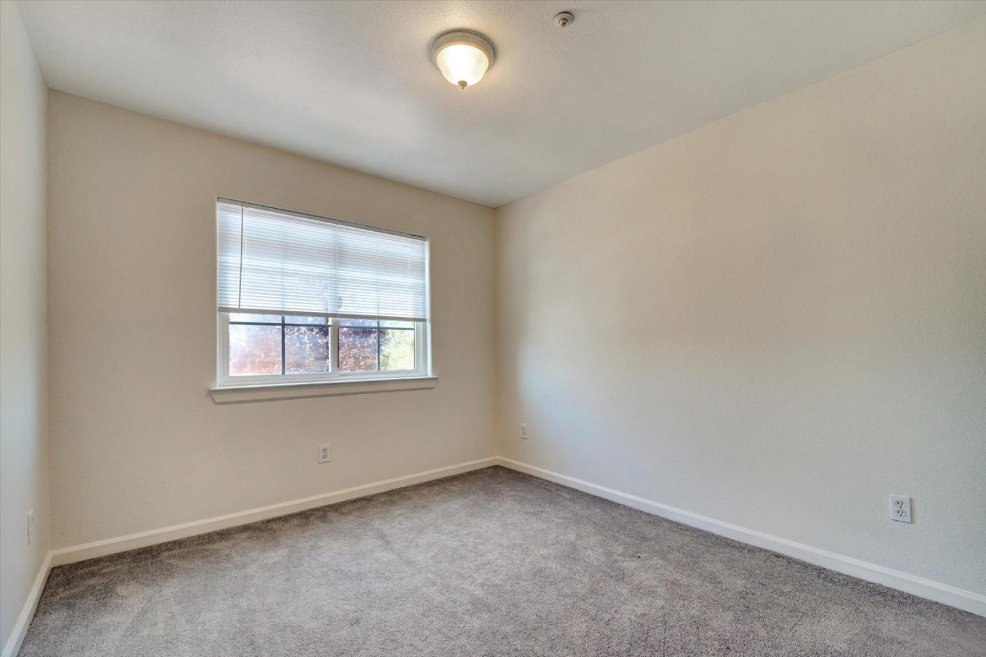 Detail Gallery Image 26 of 36 For 29192 Dixon St, Hayward,  CA 94544 - 3 Beds | 2/1 Baths