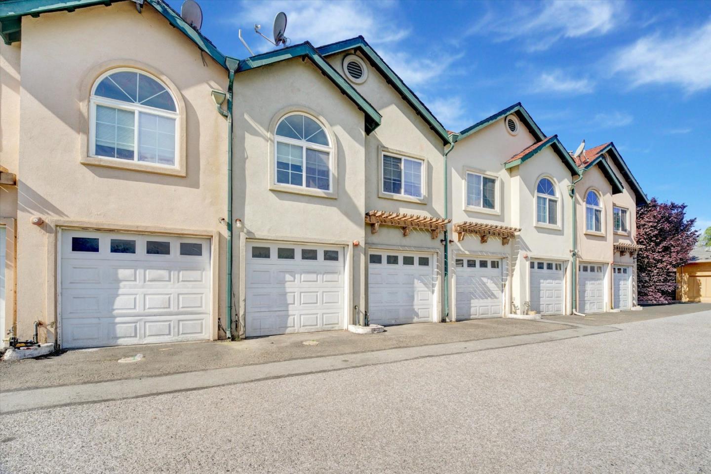 Detail Gallery Image 32 of 36 For 29192 Dixon St, Hayward,  CA 94544 - 3 Beds | 2/1 Baths