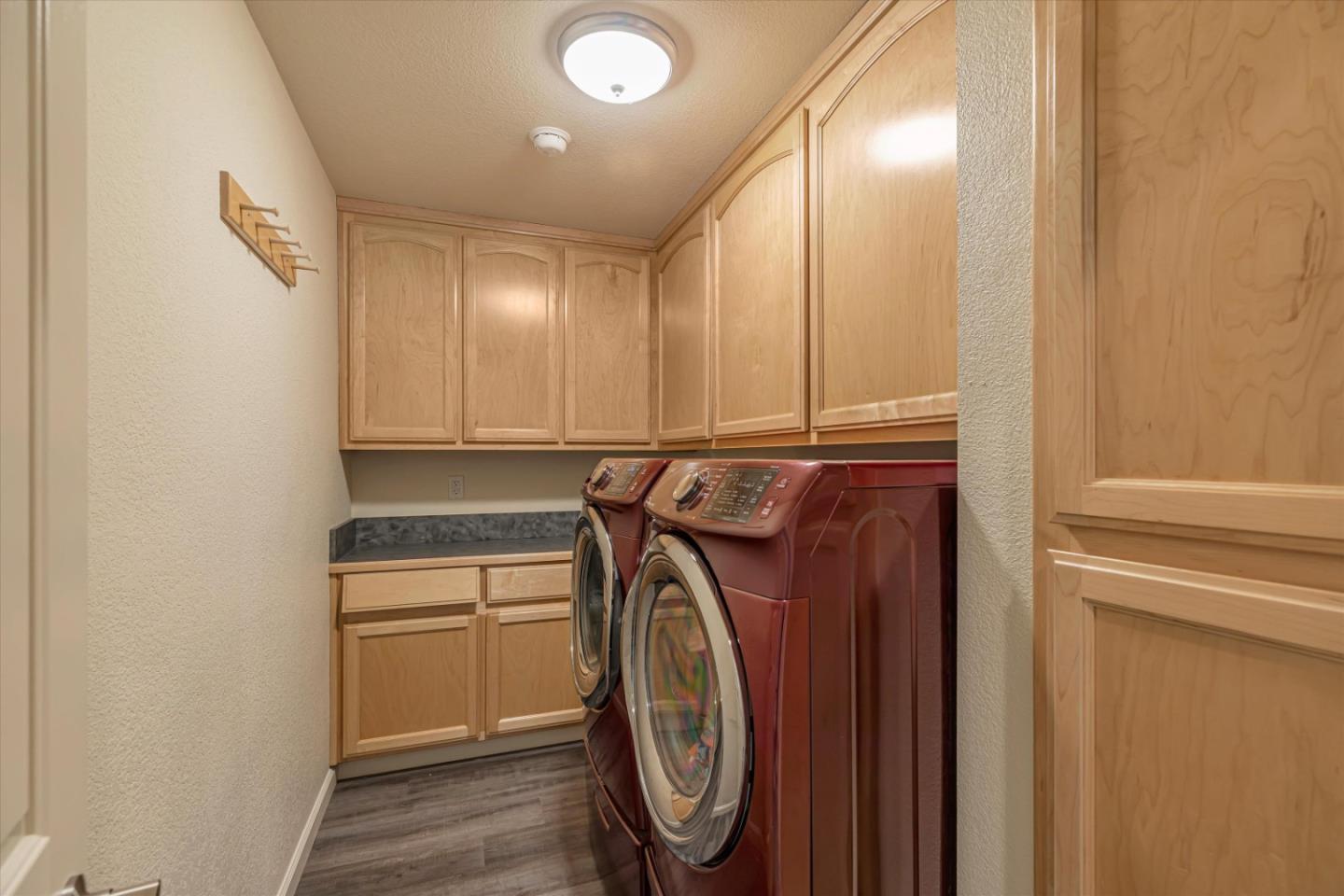 Detail Gallery Image 23 of 39 For 2161 Teakwood Ct, Hollister,  CA 95023 - 5 Beds | 3 Baths