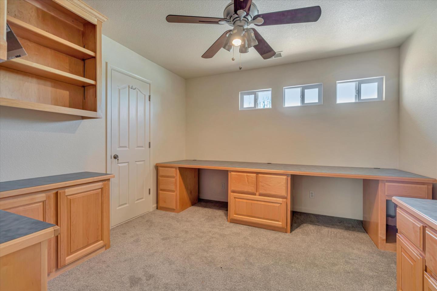 Detail Gallery Image 27 of 39 For 2161 Teakwood Ct, Hollister,  CA 95023 - 5 Beds | 3 Baths