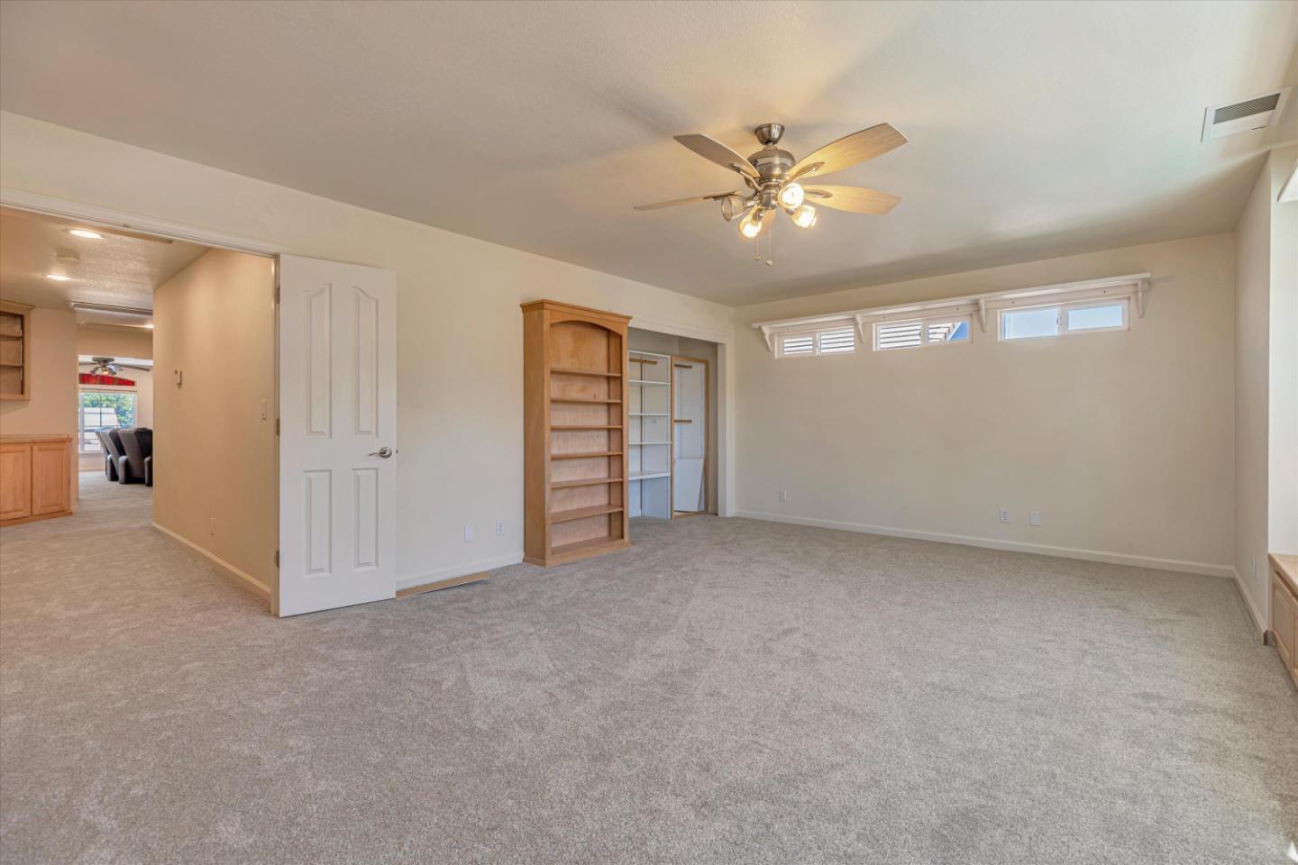 Detail Gallery Image 29 of 39 For 2161 Teakwood Ct, Hollister,  CA 95023 - 5 Beds | 3 Baths