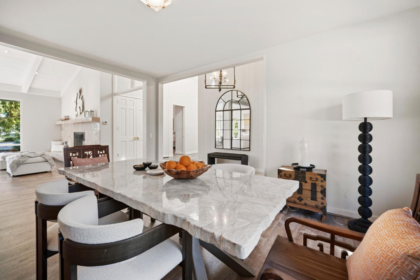 Detail Gallery Image 10 of 32 For 1651 Crespi Ln, Pebble Beach,  CA 93953 - 4 Beds | 2/1 Baths