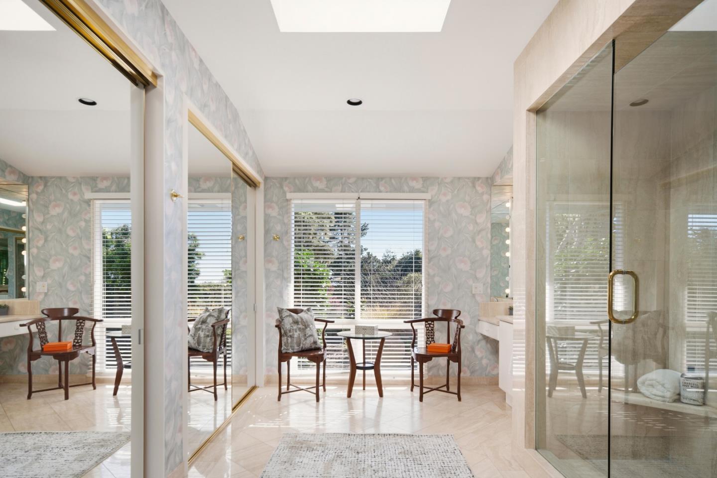 Detail Gallery Image 18 of 32 For 1651 Crespi Ln, Pebble Beach,  CA 93953 - 4 Beds | 2/1 Baths