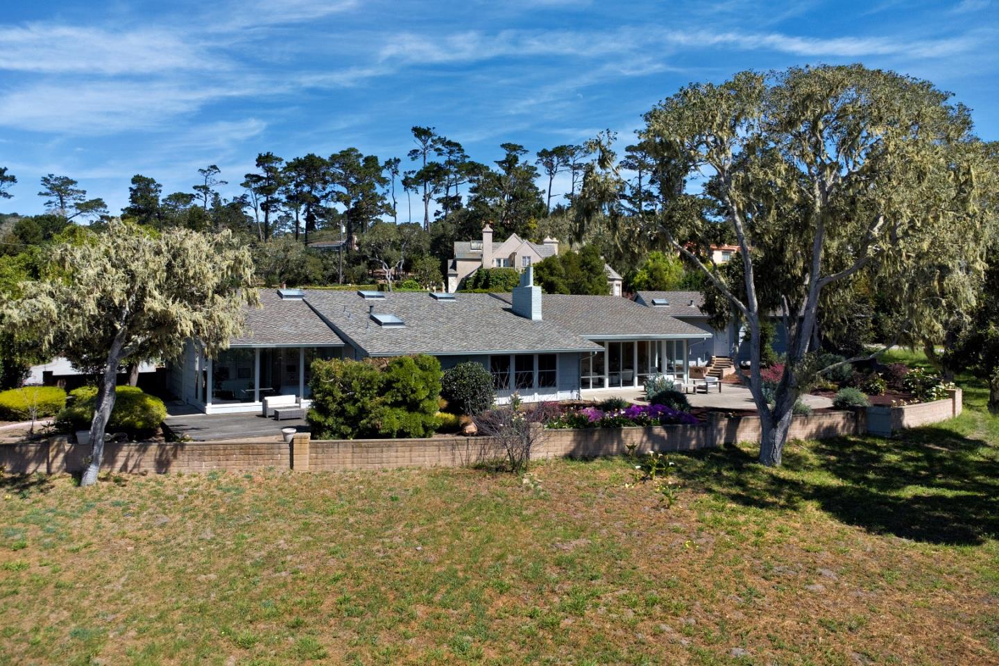 Detail Gallery Image 28 of 32 For 1651 Crespi Ln, Pebble Beach,  CA 93953 - 4 Beds | 2/1 Baths