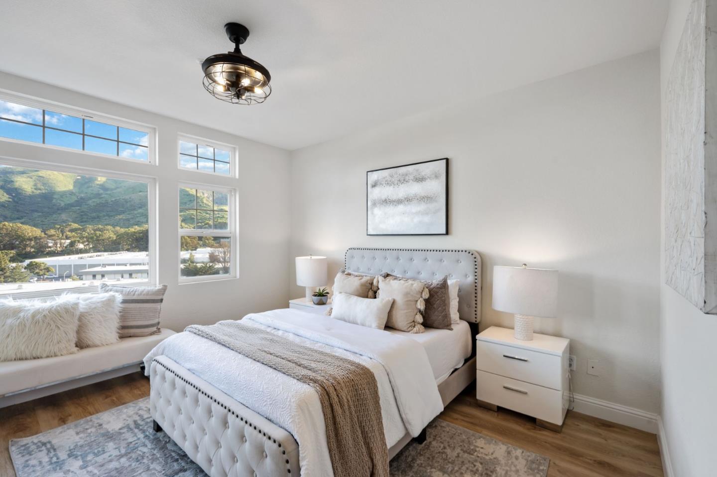 Detail Gallery Image 14 of 34 For 212 Crescent Ct, Brisbane,  CA 94005 - 2 Beds | 2 Baths