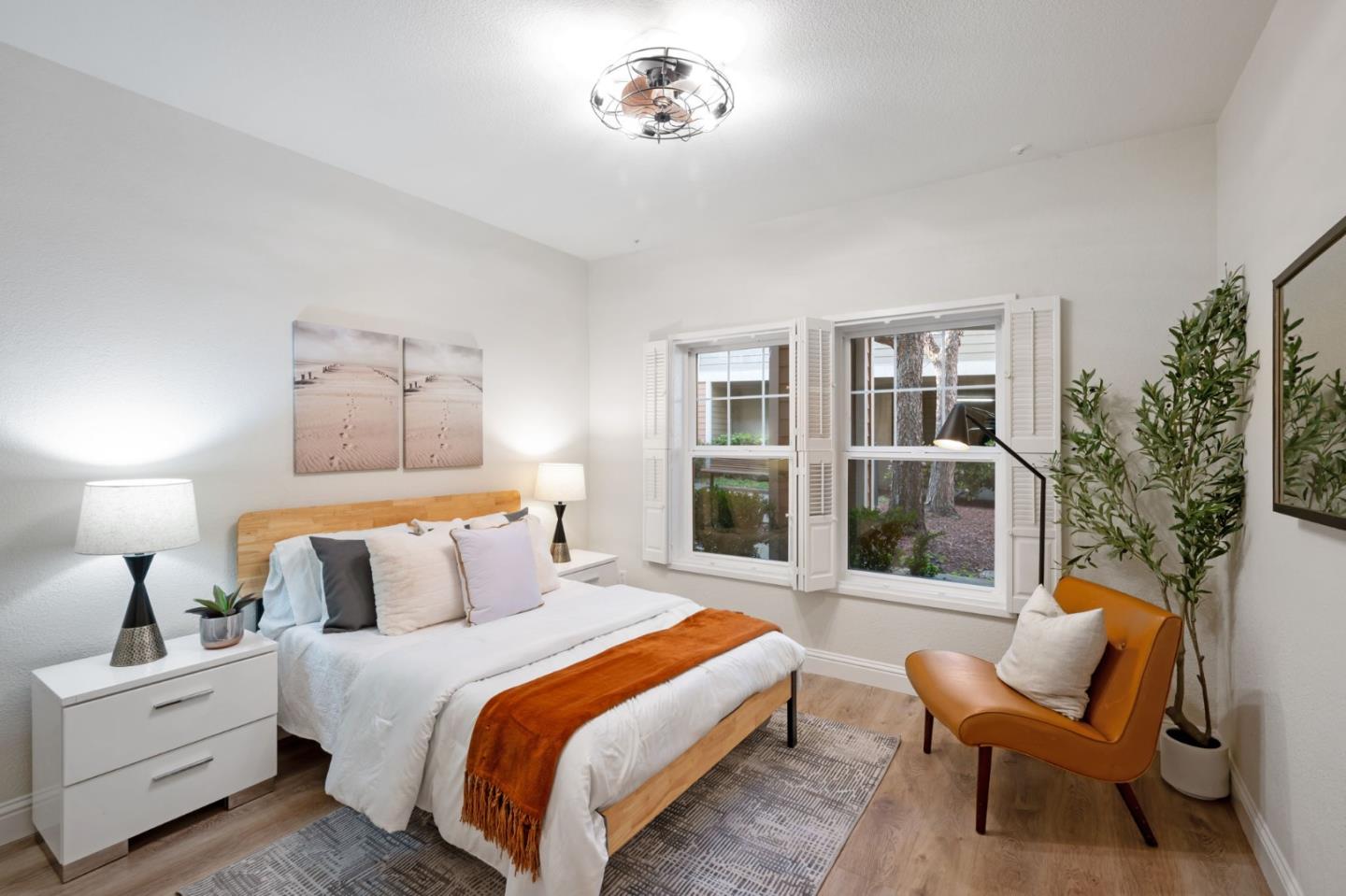 Detail Gallery Image 19 of 34 For 212 Crescent Ct, Brisbane,  CA 94005 - 2 Beds | 2 Baths