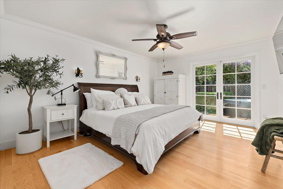 Detail Gallery Image 12 of 27 For 1722 Sweetbriar Dr, San Jose,  CA 95125 - 4 Beds | 2/1 Baths