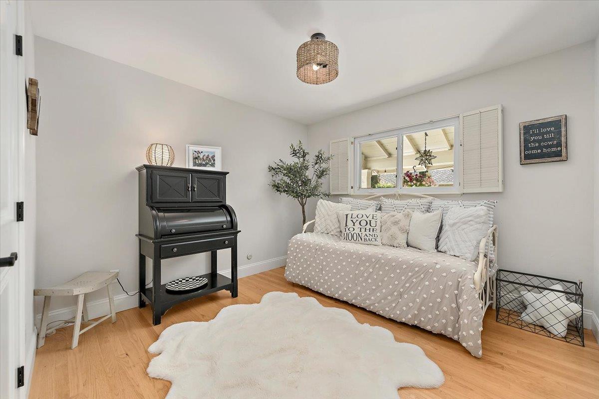 Detail Gallery Image 20 of 27 For 1722 Sweetbriar Dr, San Jose,  CA 95125 - 4 Beds | 2/1 Baths