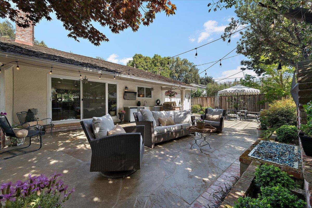 Detail Gallery Image 23 of 27 For 1722 Sweetbriar Dr, San Jose,  CA 95125 - 4 Beds | 2/1 Baths