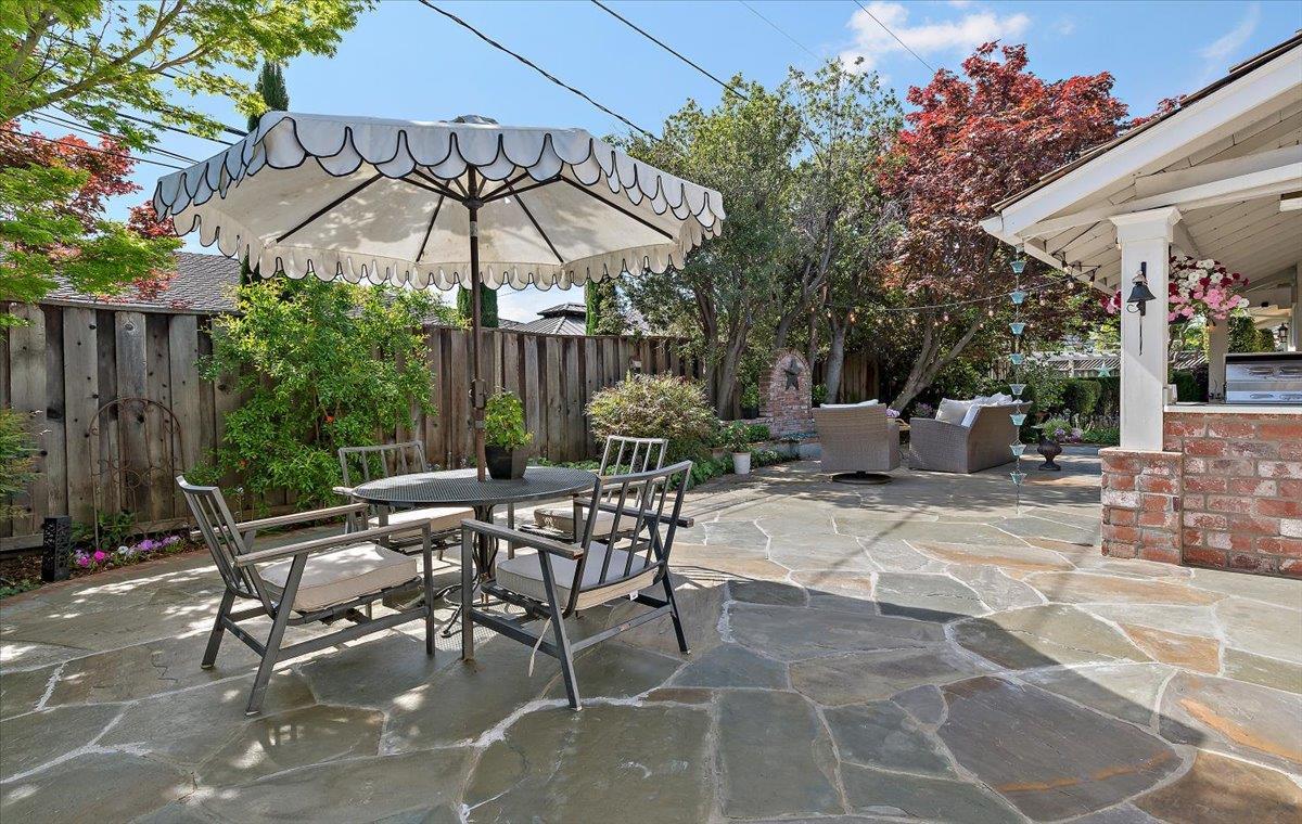 Detail Gallery Image 26 of 27 For 1722 Sweetbriar Dr, San Jose,  CA 95125 - 4 Beds | 2/1 Baths