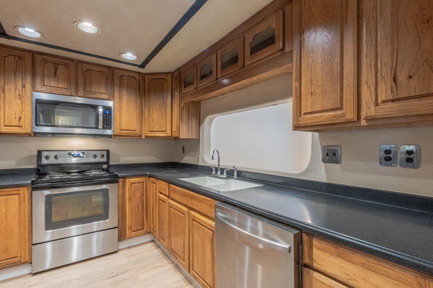 Photo #10: ML82040626 Listing: Photo #10