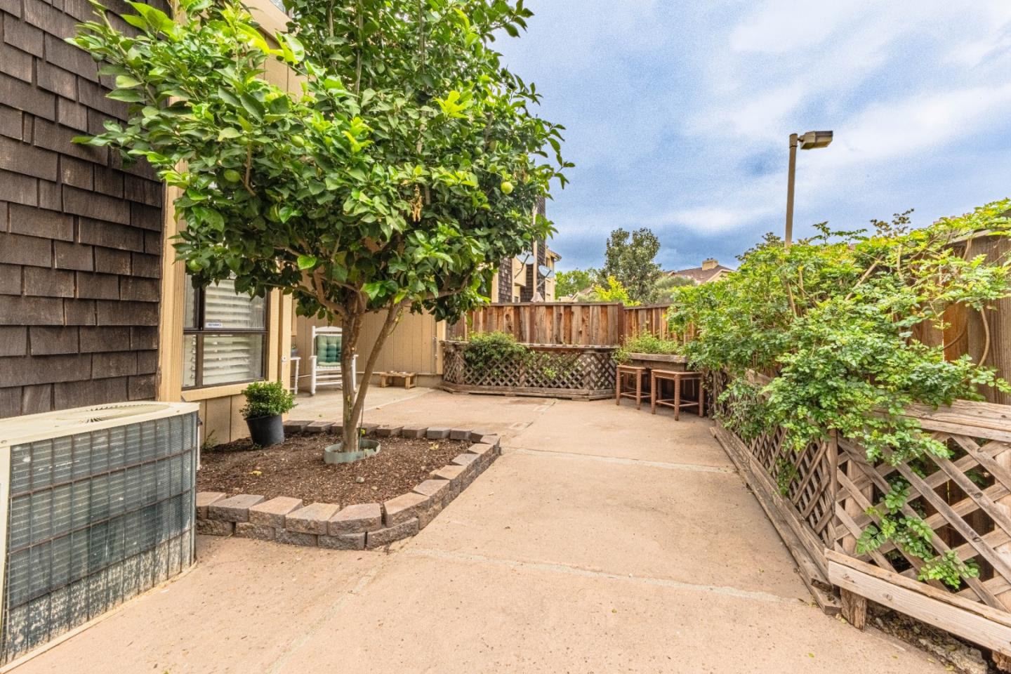 Photo #17: ML82040626 Listing: Photo #17