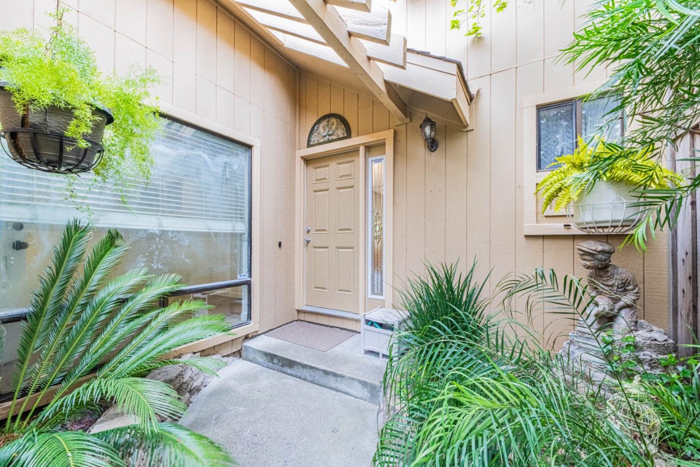 Photo #4: ML82040626 Listing: Photo #4