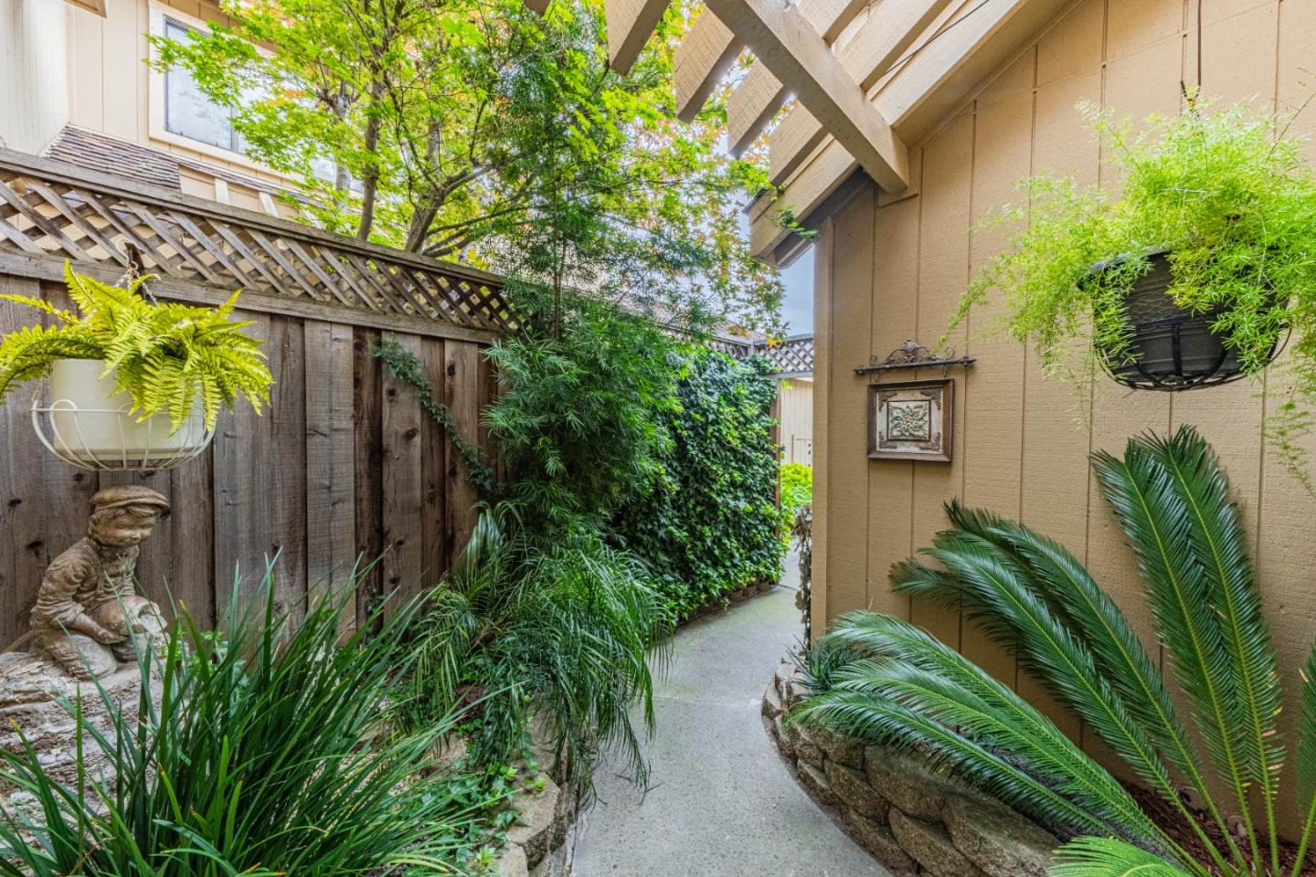 Photo #5: ML82040626 Listing: Photo #5