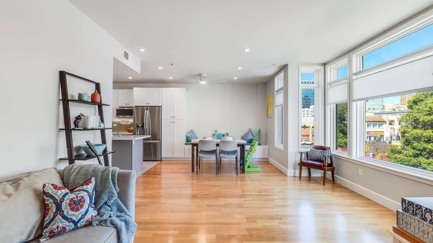 Detail Gallery Image 15 of 45 For 275 9th St #3,  Oakland,  CA 94607 - 3 Beds | 2 Baths