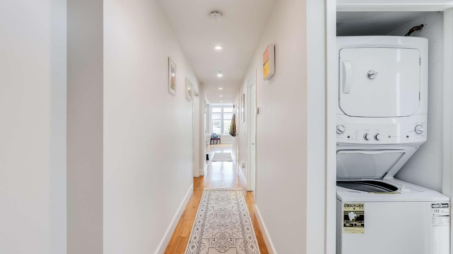 Detail Gallery Image 21 of 45 For 275 9th St #3,  Oakland,  CA 94607 - 3 Beds | 2 Baths