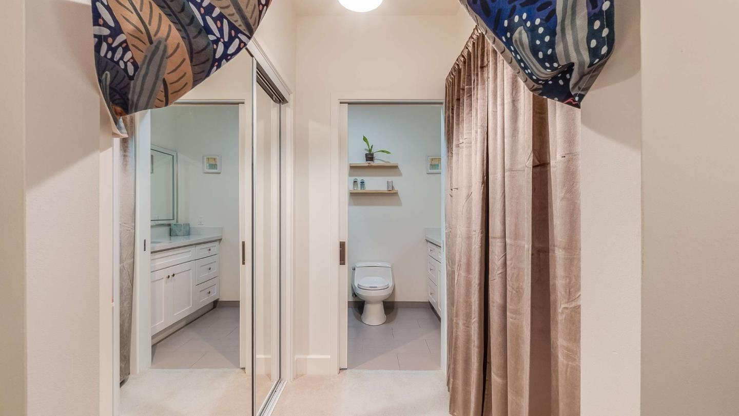 Detail Gallery Image 26 of 45 For 275 9th St #3,  Oakland,  CA 94607 - 3 Beds | 2 Baths