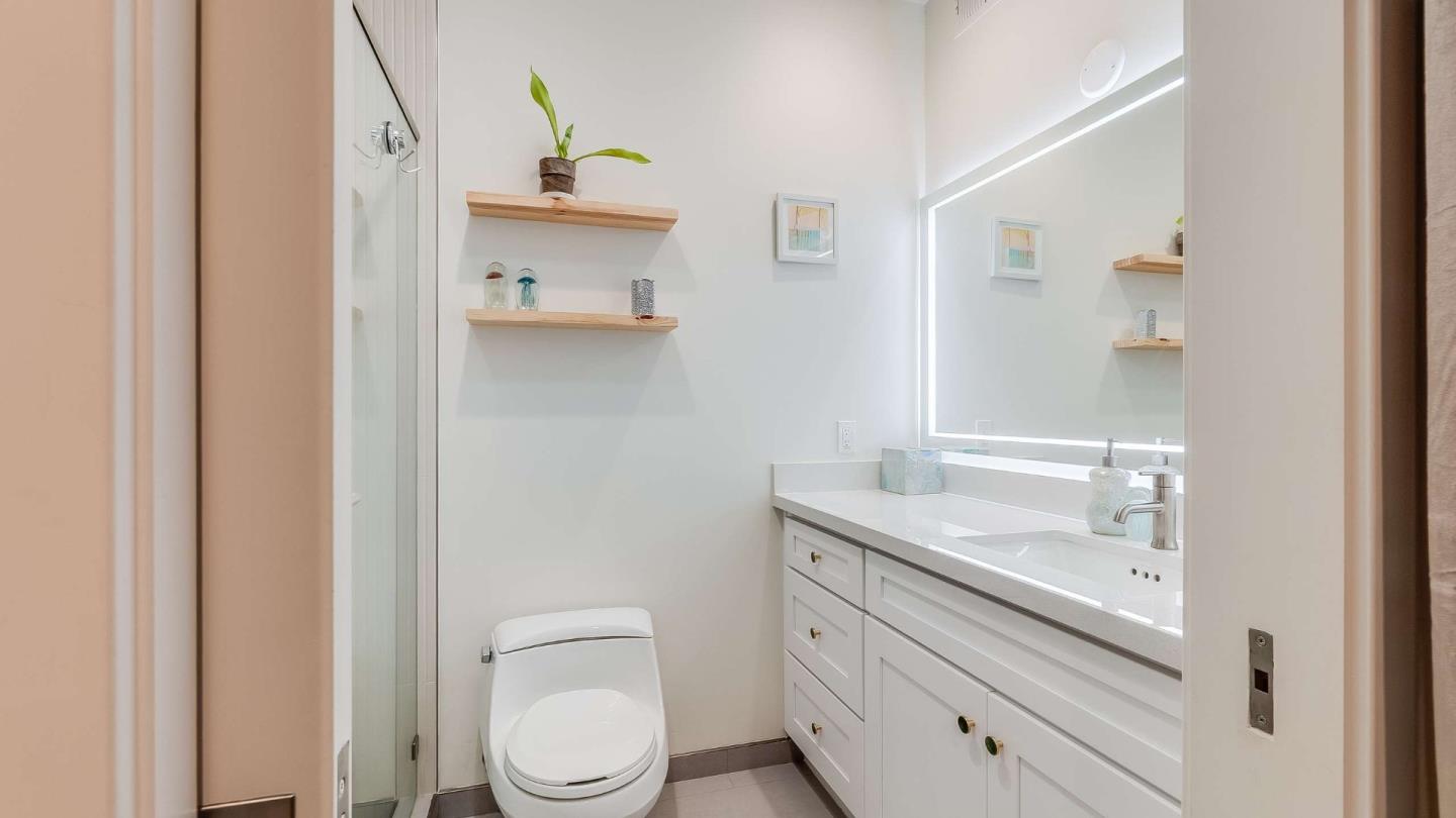 Detail Gallery Image 27 of 45 For 275 9th St #3,  Oakland,  CA 94607 - 3 Beds | 2 Baths