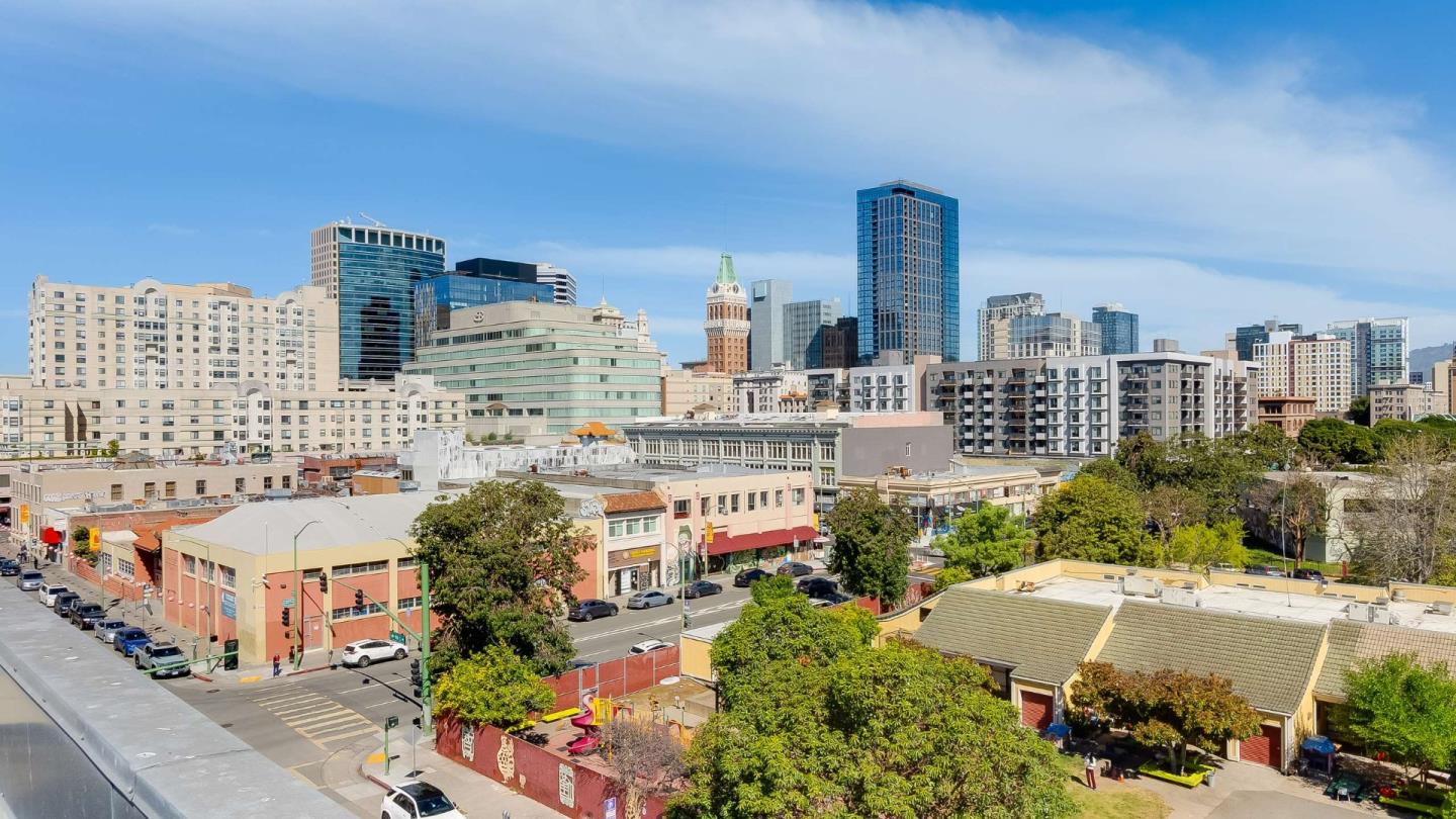 Detail Gallery Image 33 of 45 For 275 9th St #3,  Oakland,  CA 94607 - 3 Beds | 2 Baths