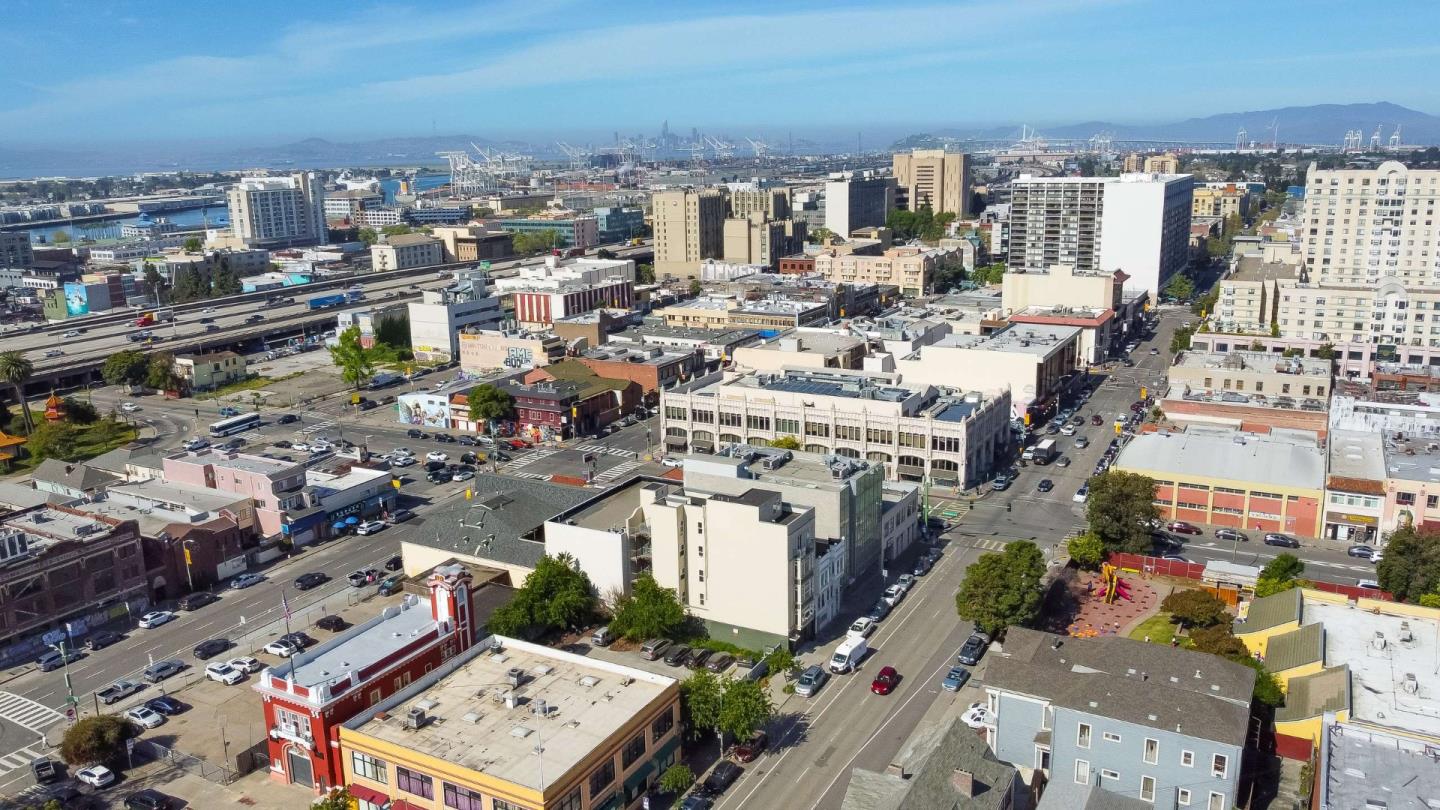 Detail Gallery Image 39 of 45 For 275 9th St #3,  Oakland,  CA 94607 - 3 Beds | 2 Baths