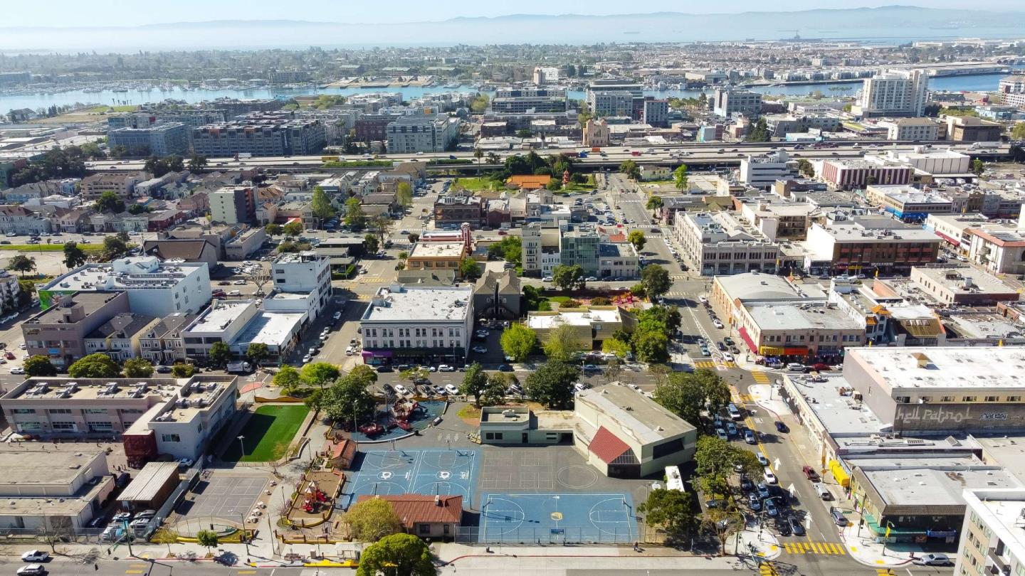 Detail Gallery Image 41 of 45 For 275 9th St #3,  Oakland,  CA 94607 - 3 Beds | 2 Baths