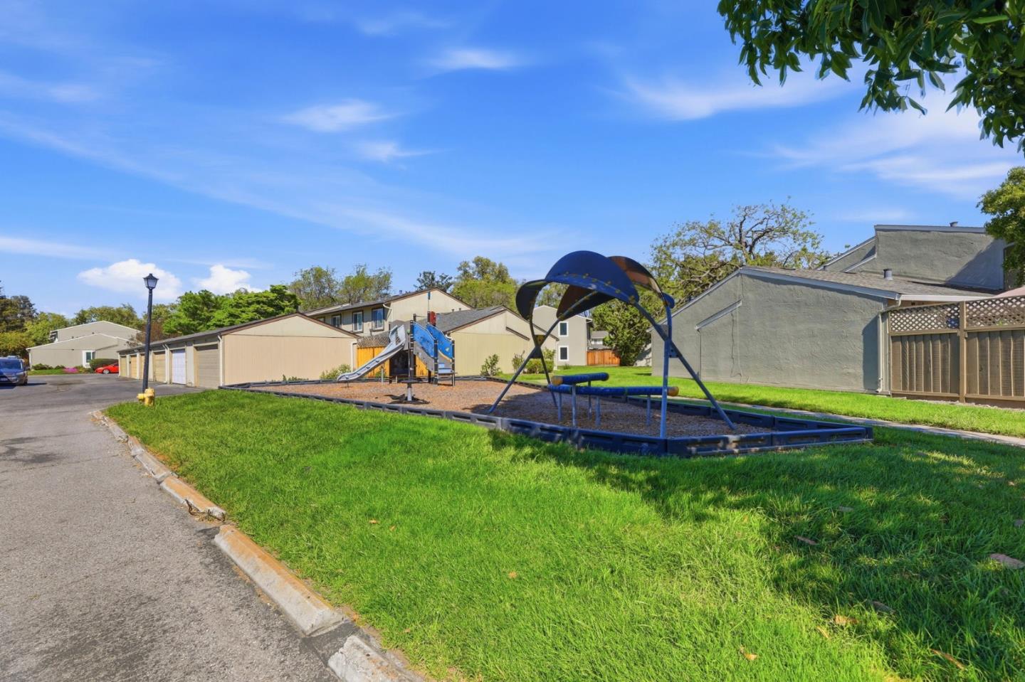 Detail Gallery Image 13 of 14 For 1097 Ribisi Cir, San Jose,  CA 95131 - 3 Beds | 1 Baths