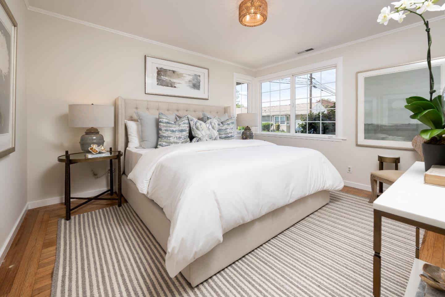 Detail Gallery Image 11 of 22 For 910 Folkstone Ave, San Mateo,  CA 94402 - 3 Beds | 1 Baths