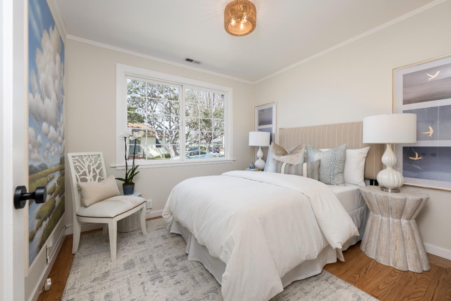 Detail Gallery Image 12 of 22 For 910 Folkstone Ave, San Mateo,  CA 94402 - 3 Beds | 1 Baths