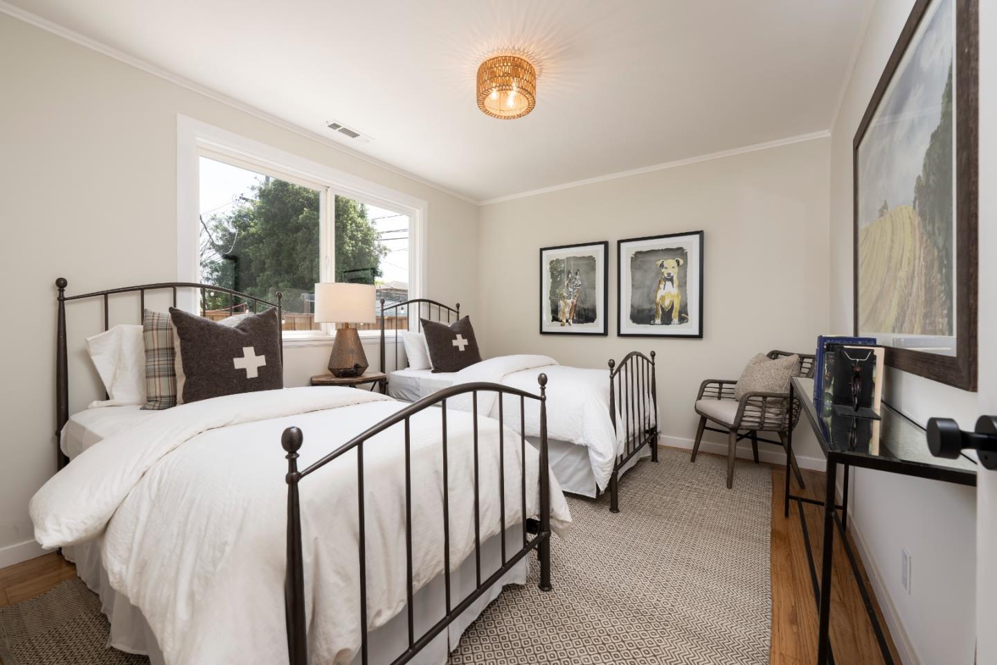 Detail Gallery Image 13 of 22 For 910 Folkstone Ave, San Mateo,  CA 94402 - 3 Beds | 1 Baths