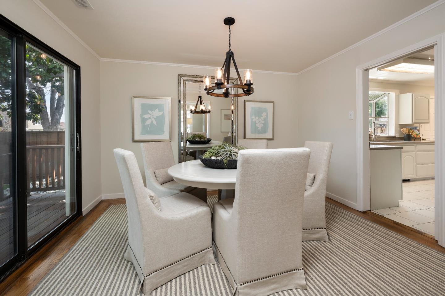 Detail Gallery Image 7 of 22 For 910 Folkstone Ave, San Mateo,  CA 94402 - 3 Beds | 1 Baths