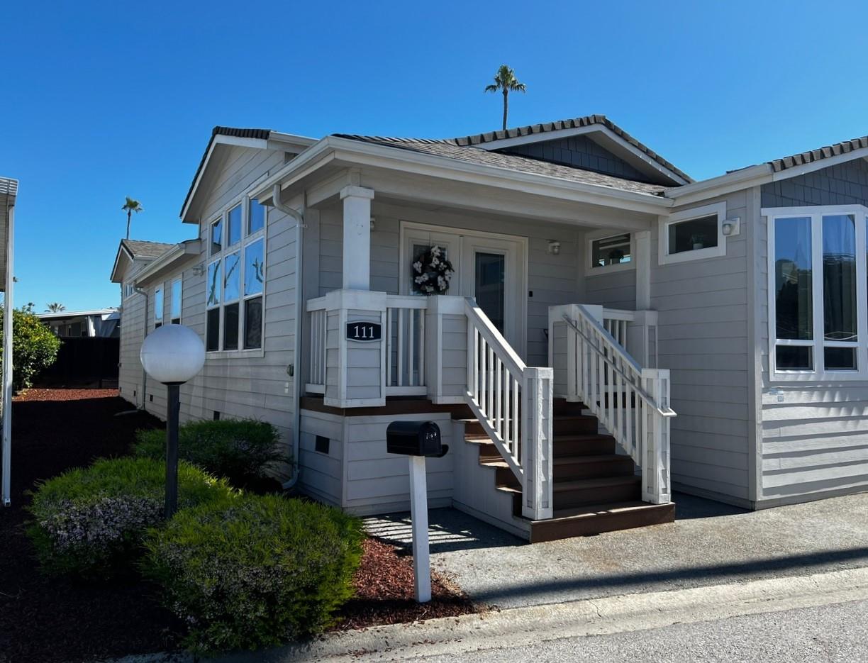 Detail Gallery Image 2 of 16 For 195 Blossom Hill Rd #111,  San Jose,  CA 95123 - 2 Beds | 2 Baths