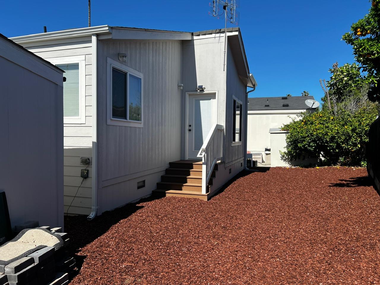 Detail Gallery Image 7 of 16 For 195 Blossom Hill Rd #111,  San Jose,  CA 95123 - 2 Beds | 2 Baths