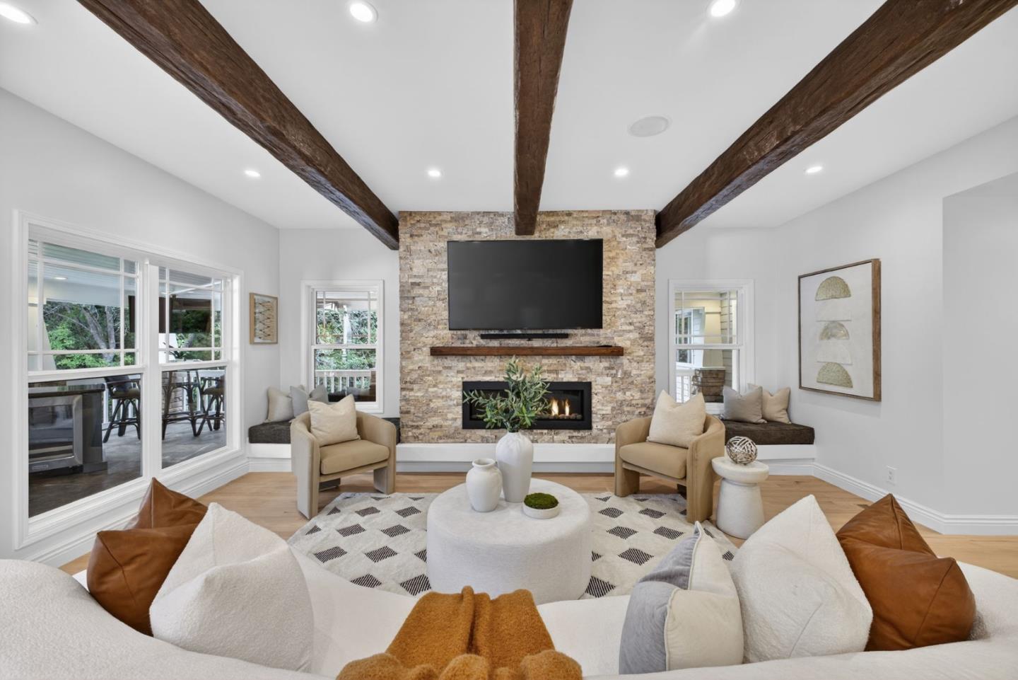 Detail Gallery Image 20 of 105 For 815 Crystal Springs Rd, Hillsborough,  CA 94010 - 4 Beds | 3/1 Baths