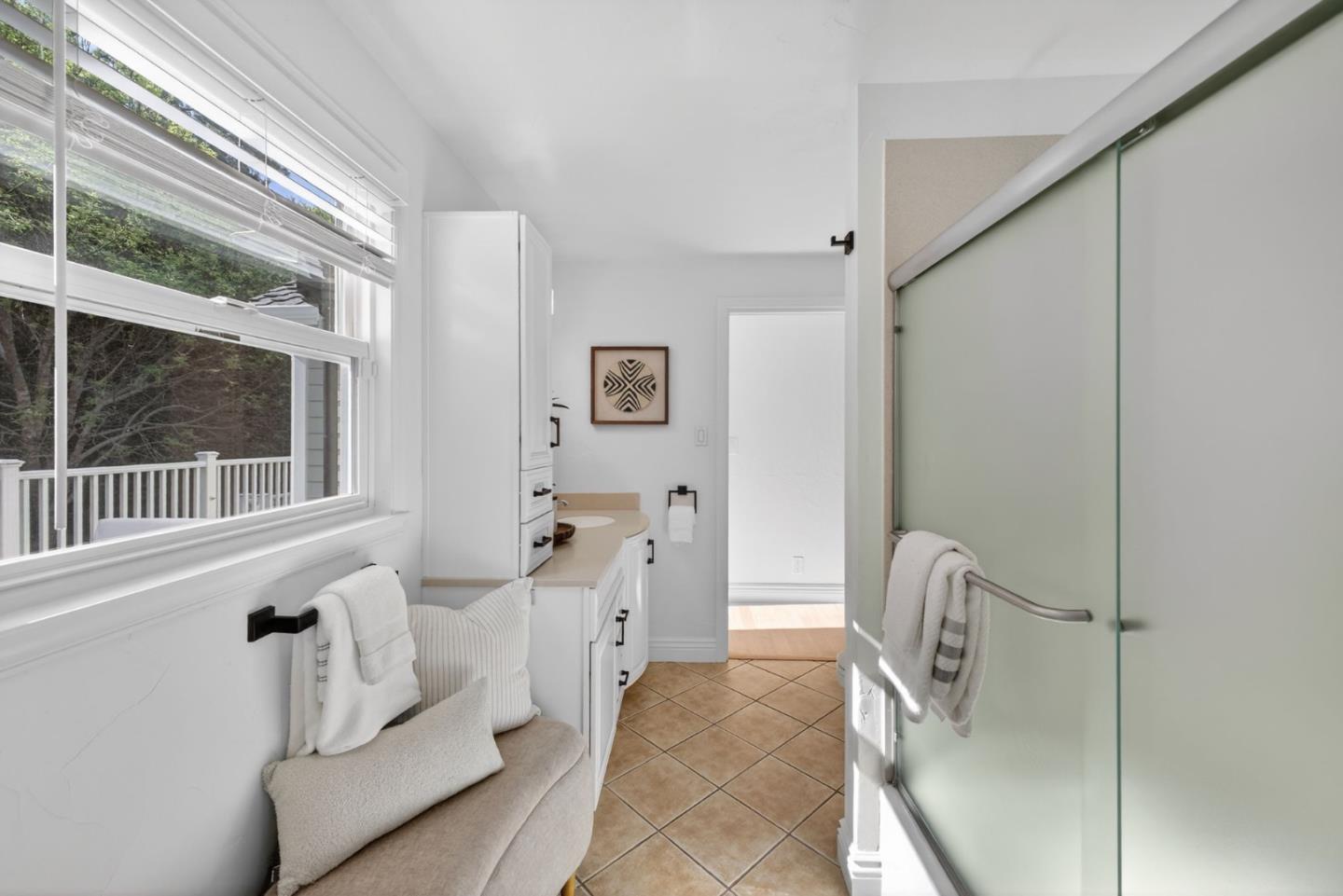 Detail Gallery Image 44 of 105 For 815 Crystal Springs Rd, Hillsborough,  CA 94010 - 4 Beds | 3/1 Baths