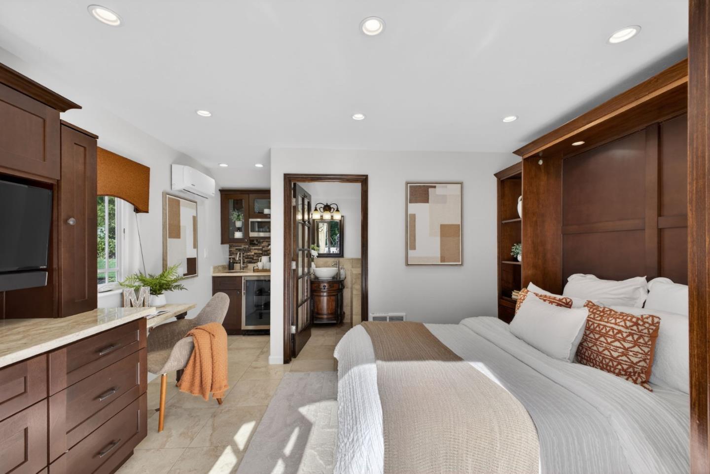 Detail Gallery Image 75 of 105 For 815 Crystal Springs Rd, Hillsborough,  CA 94010 - 4 Beds | 3/1 Baths