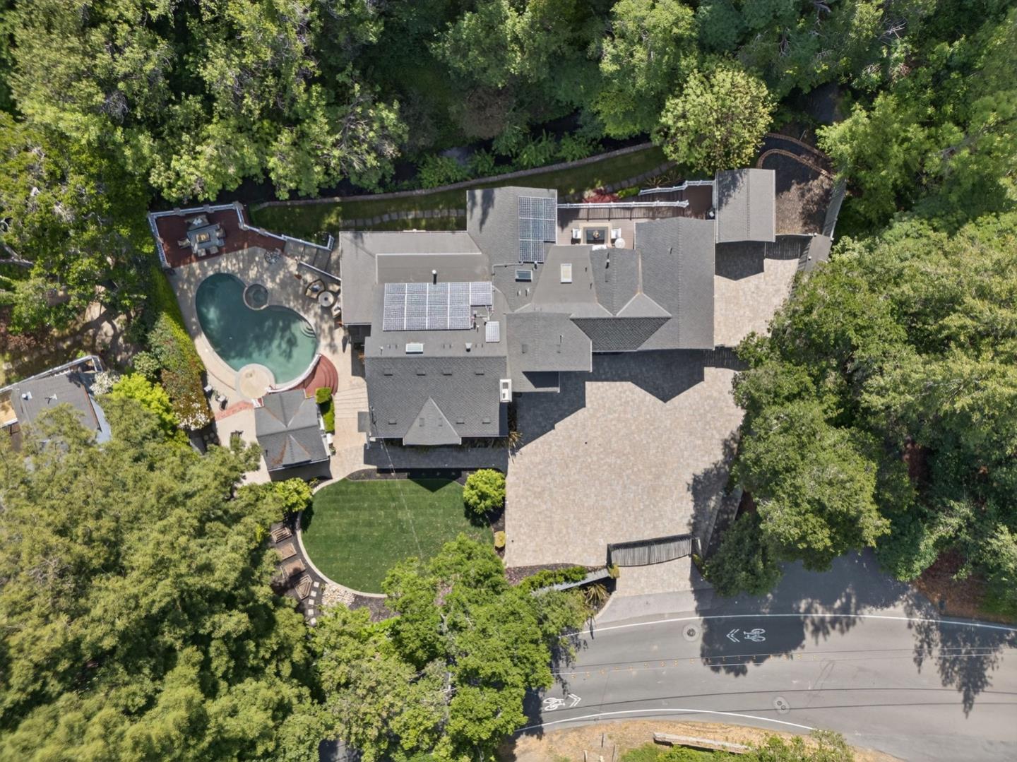 Detail Gallery Image 95 of 105 For 815 Crystal Springs Rd, Hillsborough,  CA 94010 - 4 Beds | 3/1 Baths