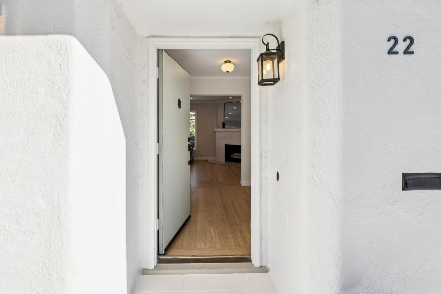 22 De Sabla Road, San Mateo, CA, 94402